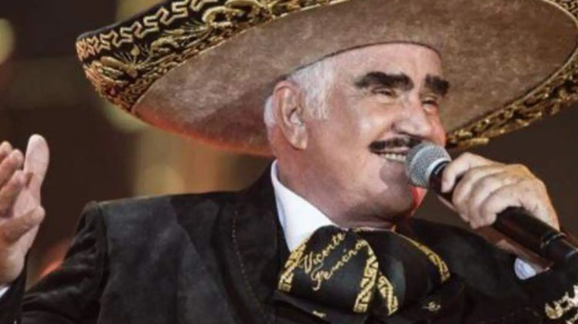 vicente fernandez hospitalizado